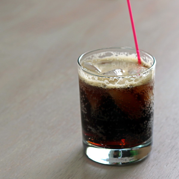 Long Black Russian drink recipe with Kahlua, vodka and cola.